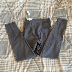NWT grey offline by aerie high rise leggings size small